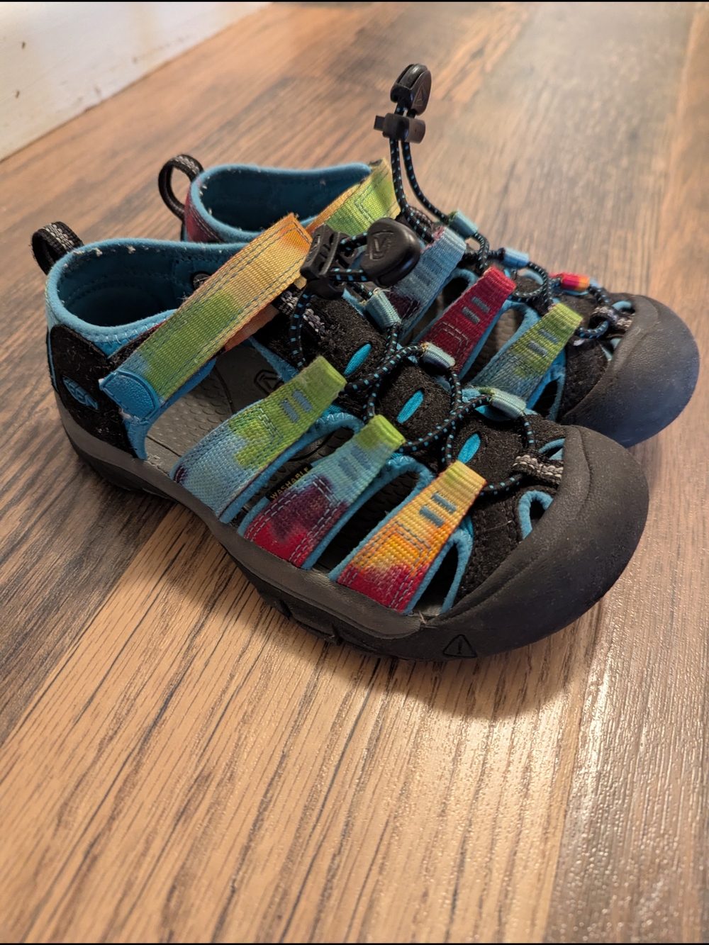 Keen Newport H2 Sandals, Multi Color, SIZE 2 BIG KID